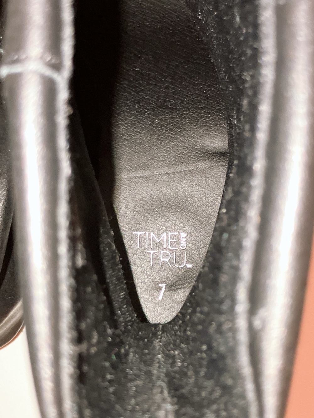 Time & Tru Black Faux-Leather Kitten Heel Ankle Boots Size 7 NWOT - Picture 9 of 12